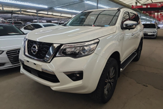 日产 途达 2020款 2.5L XV 自动两驱智享版