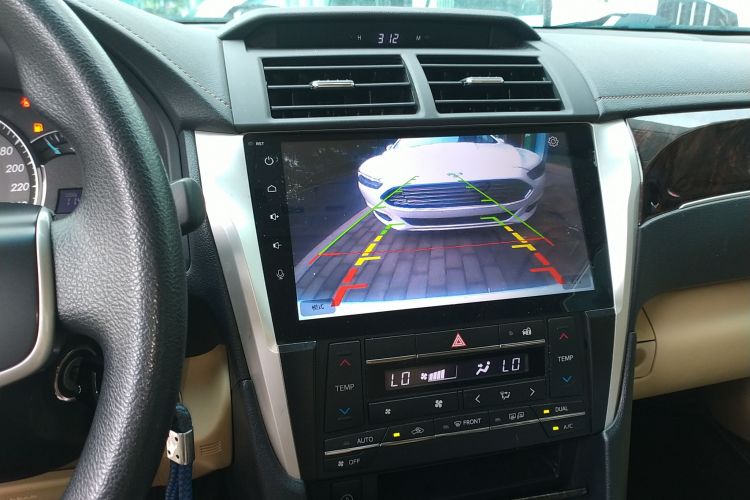 丰田 凯美瑞 2016款 2.0E 十周年纪念精英版局部细节16