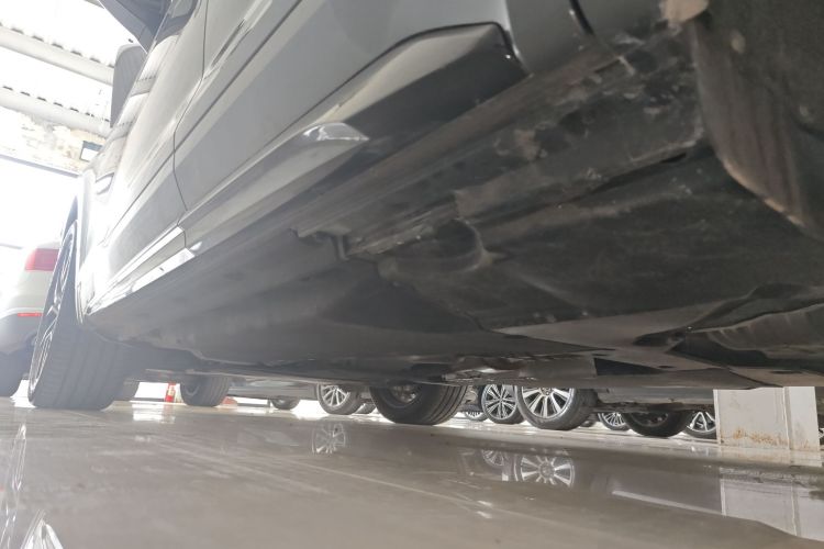 奥迪SQ5 Sportback 2023款 3.0 TFSI quattro机舱底盘30