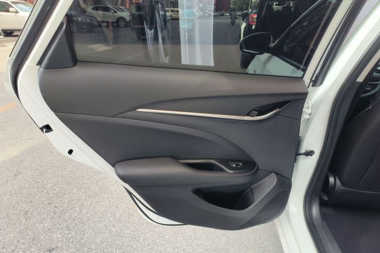 别克 英朗 2021款 1.3T 自动轻混动精英型中控内饰49