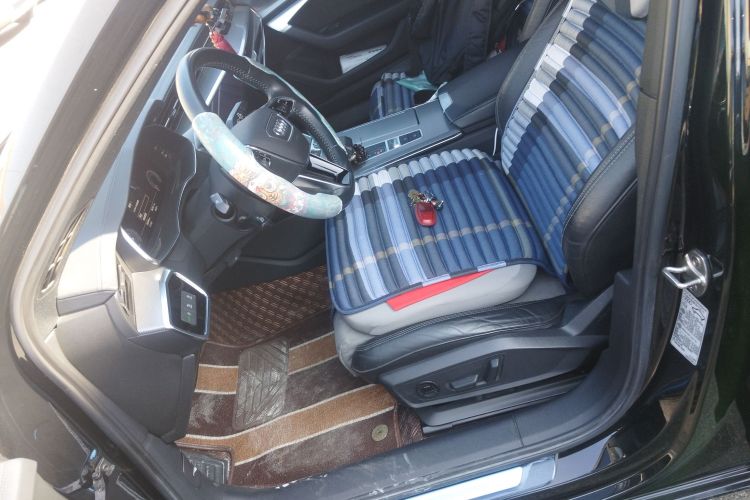 奥迪A6L 2019款 40 TFSI 豪华动感型中控内饰19