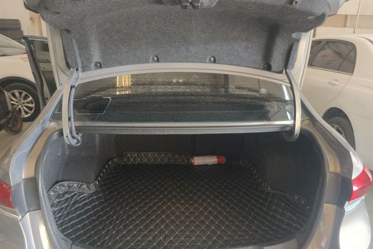 别克 英朗 2018款 18T 自动精英型局部细节23