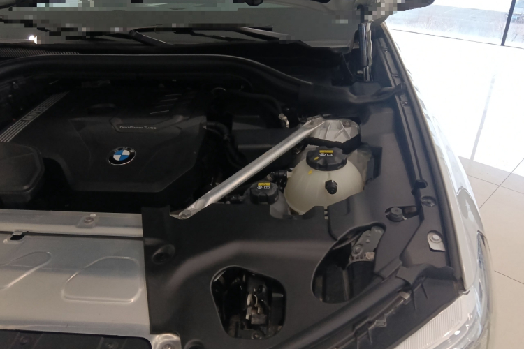 宝马X3 2021款 xDrive28i 豪华套装机舱底盘26