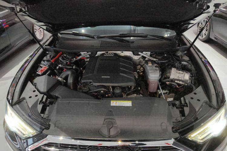 奥迪A6L 2020款 45 TFSI quattro 臻选动感型机舱底盘24