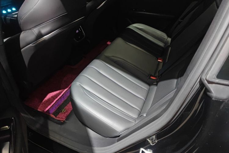 深蓝汽车 深蓝L07 2025款 530Ultra乾崑智驾ADS SE纯电版中控内饰7004