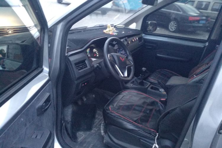 五菱汽车 五菱征程 2022款 2.0L 手动创业型中控内饰19