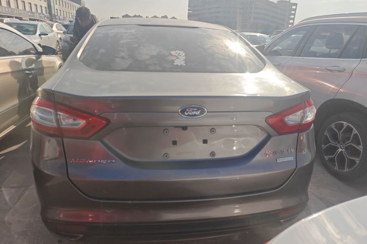 福特 蒙迪欧 2013款 1.5L GTDi180时尚型车身外观6