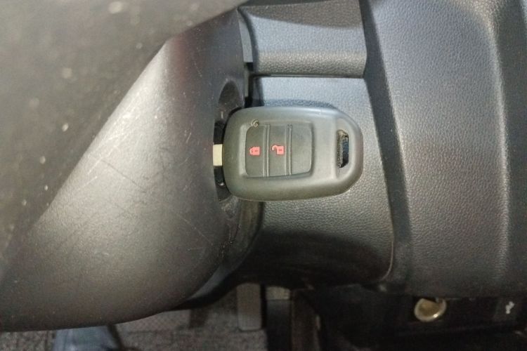 本田 飞度 2016款 1.5L LXS CVT舒适天窗版中控内饰7001