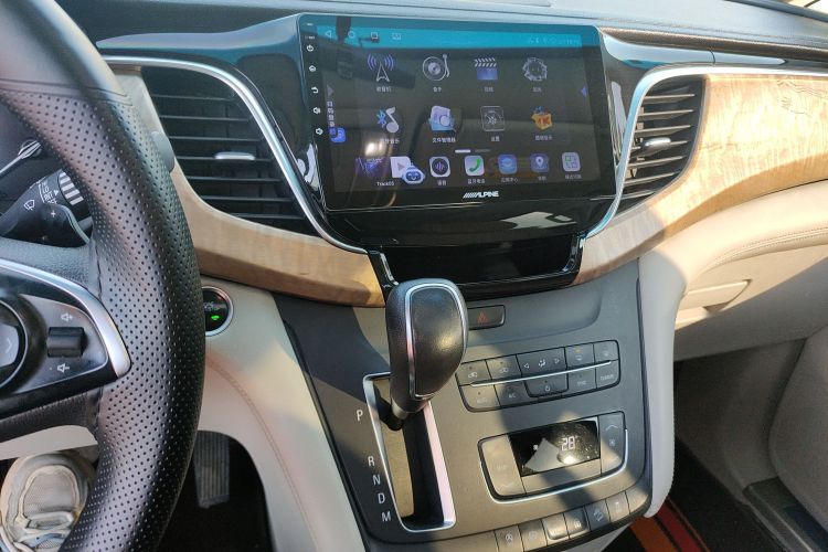 别克GL8 2017款 ES 28T 舒适型 国V中控内饰16