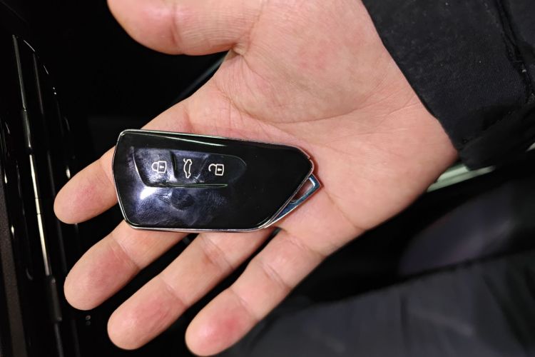 大众 ID.4 X 2023款 极智长续航版中控内饰11