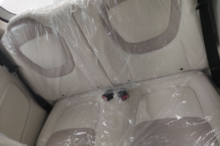 五菱汽车 宏光MINIEV 2024款 第三代 215km 青春版中控内饰21