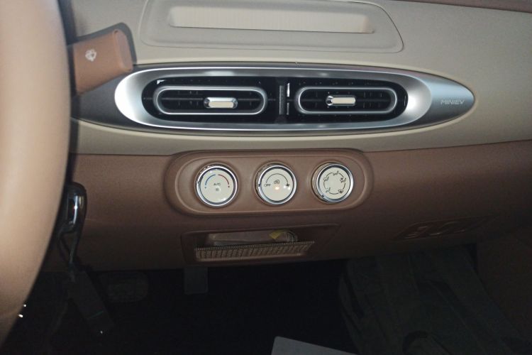 五菱汽车 宏光MINIEV 2025款 四门版 进阶款局部细节16