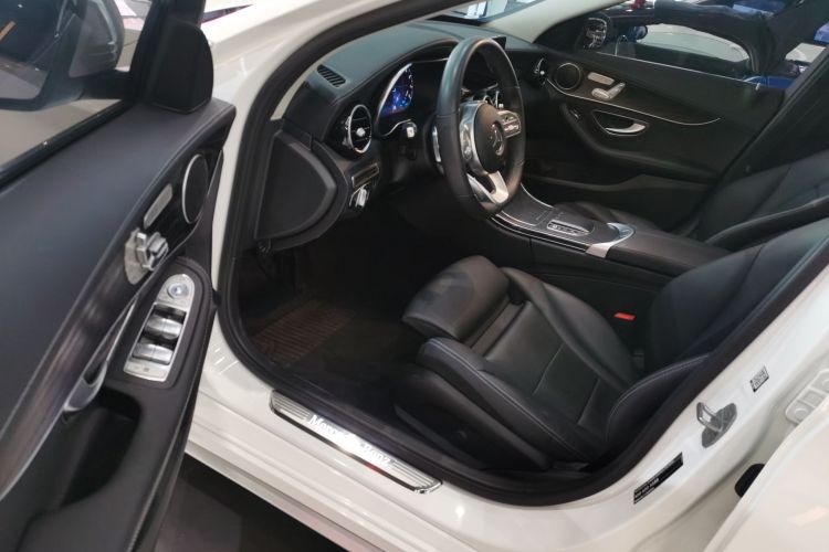 奔驰C级 2021款 C 260 L 运动版中控内饰20