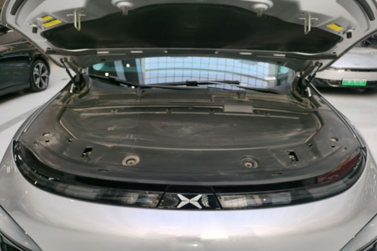 小鹏G6 2023款 580 长续航 Max机舱底盘24