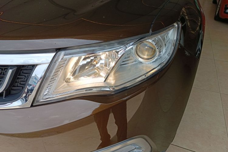 吉利汽车 博越 2016款 1.8TD 自动智尚型车身外观36