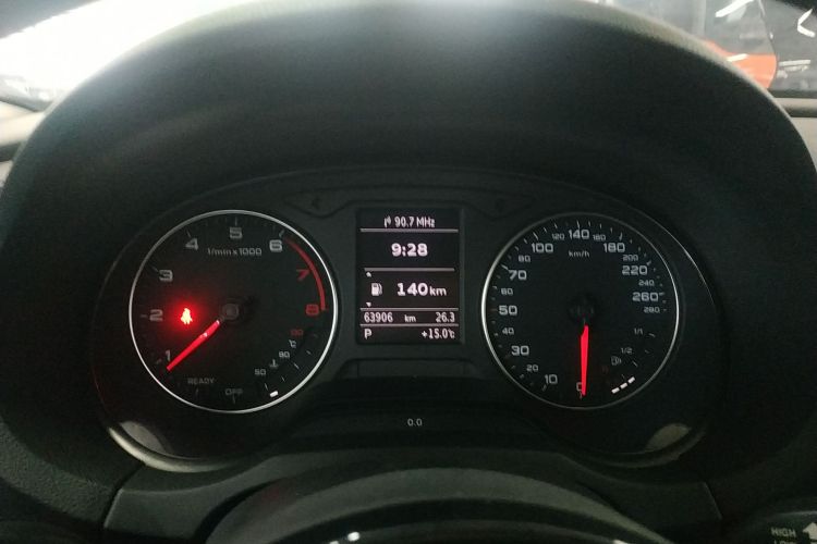 奥迪A3 2016款 Sportback 35 TFSI 领英型局部细节14