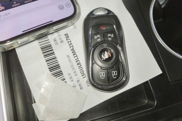 别克GL8 2021款 ES陆尊 653T 尊享型中控内饰11