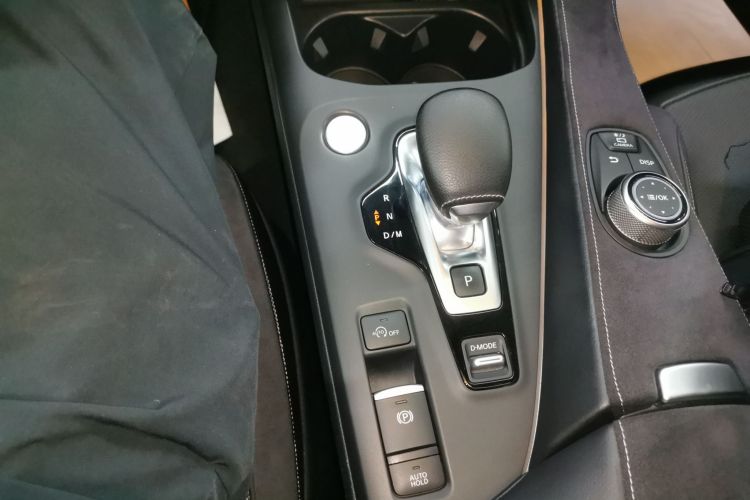 英菲尼迪QX50 2020款 2.0T 四驱旗舰版局部细节18