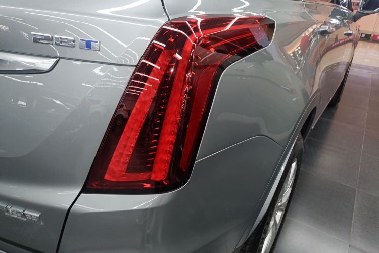 凯迪拉克XT5 2023款 2.0T 两驱风尚型车身外观6006