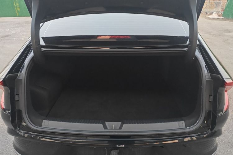 五菱汽车 五菱星光 2023款 70 标准版机舱底盘23