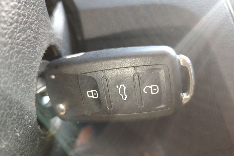 大众 桑塔纳 2019款 1.5L 自动风尚版 国VI中控内饰11