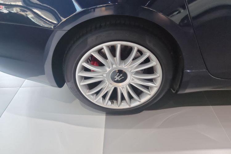 玛莎拉蒂 总裁 2013款 3.0T 标准型车身外观6008