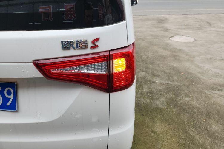 长安凯程 2017款 1.5L欧诺S超值型EA15-AB车身外观9