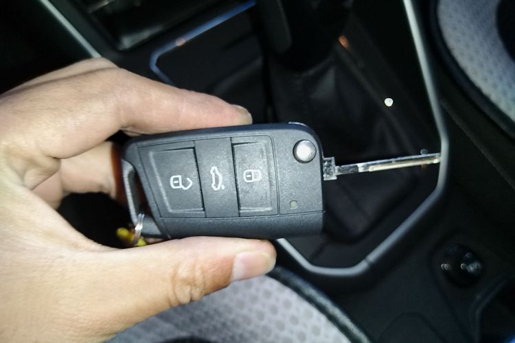 大众 Polo 2023款 改款 Plus 1.5L 自动纵情乐活版中控内饰11