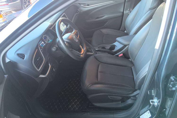 别克 英朗 2021款 改款 典范 1.5L 自动精英型中控内饰19