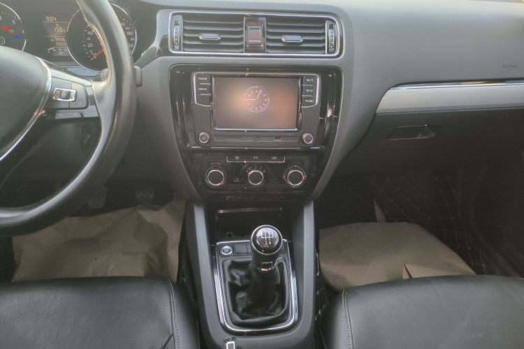 大众 速腾 2017款 1.6L 手动舒适型局部细节16