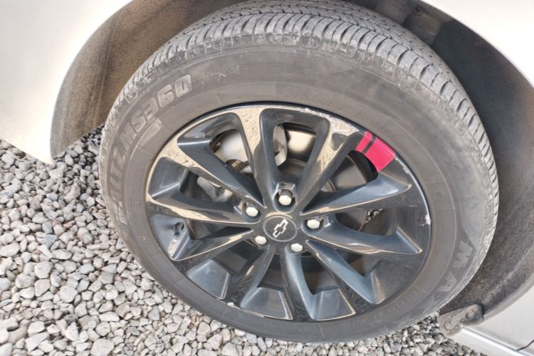 雪佛兰 科鲁兹 2018款 Redline 320 自动炫锋都市版车身外观6002