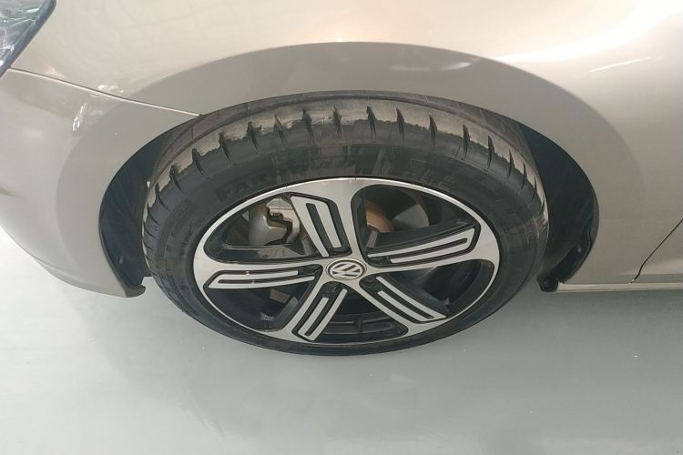 大众 高尔夫 2019款 280TSI DSG舒适型 国VI车身外观35