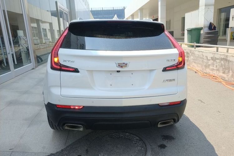 凯迪拉克XT4 2022款 28T 两驱风尚型车身外观6004