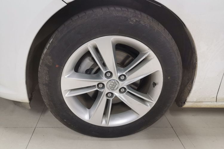 别克 君威 2017款 20T 精英型车身外观6005