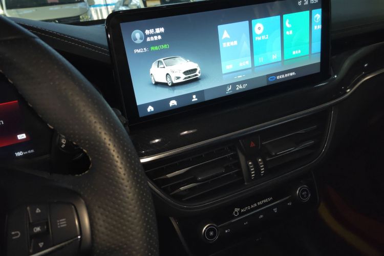 福特 福克斯 2021款 两厢 EcoBoost 180 自动锋潮型中控内饰16