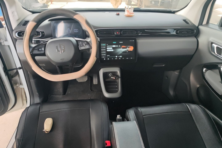 零跑汽车 零跑T03 2021款 400轻享版 三元锂中控内饰7002