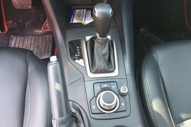 马自达3 昂克赛拉 2017款 三厢 1.5L 自动舒适型 国V中控内饰18