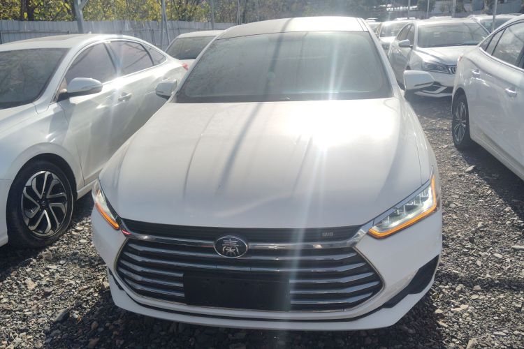 比亚迪 秦Pro 2020款 超越版 1.5TI 自动尊贵型车身外观6001