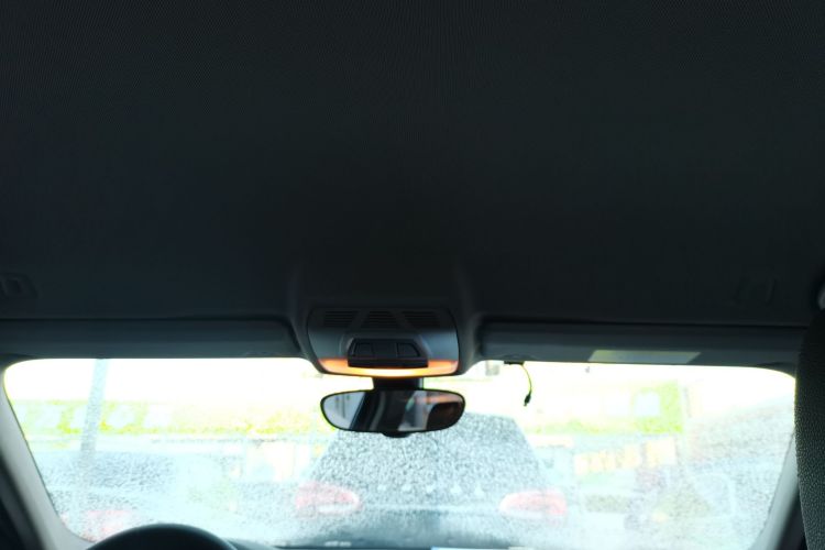 宝马1系 2018款 改款 118i 时尚型中控内饰22