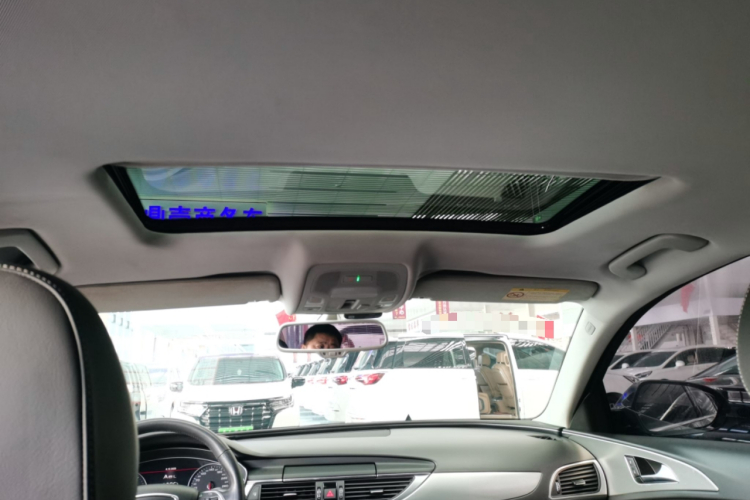 奥迪A6L 2018款 30周年年型 TFSI 进取型中控内饰22