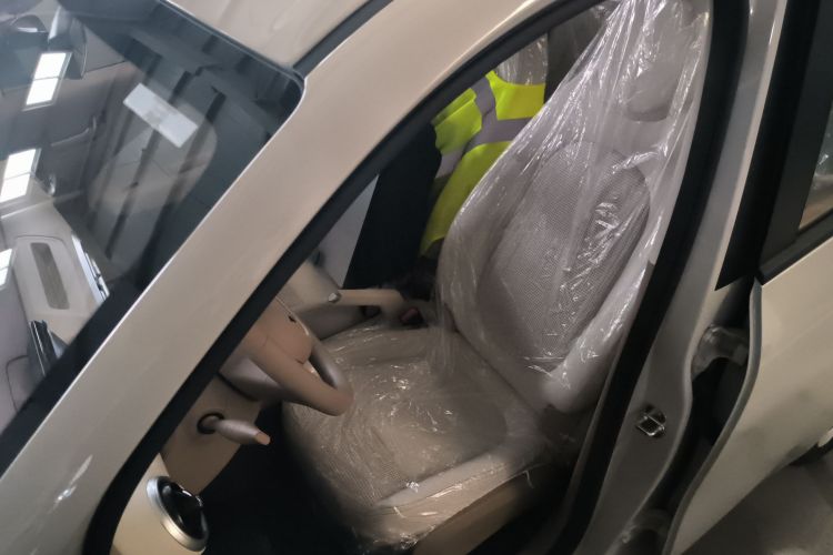 五菱汽车 宏光MINIEV 2025款 四门版 进阶款中控内饰19