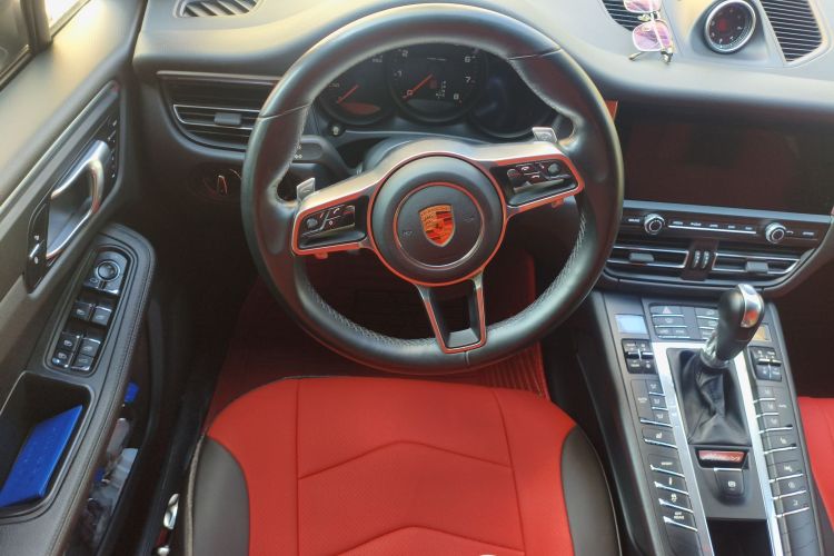 保时捷 2018款 Macan 2.0T中控内饰13