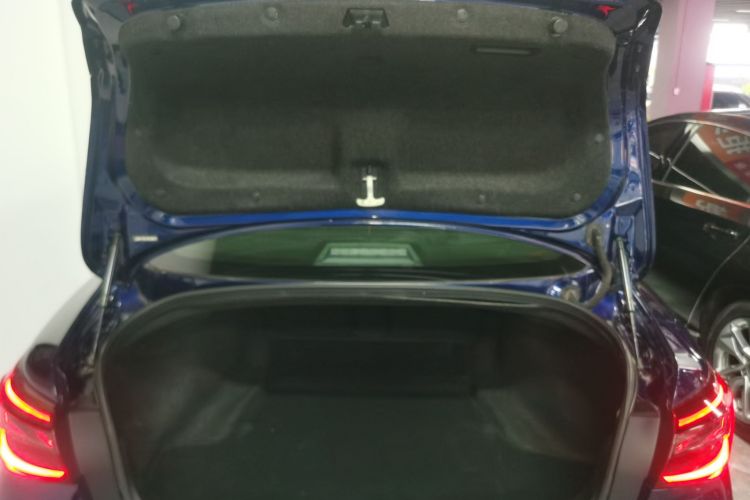 英菲尼迪Q50L 2018款 2.0T 逸享版 国VI局部细节23