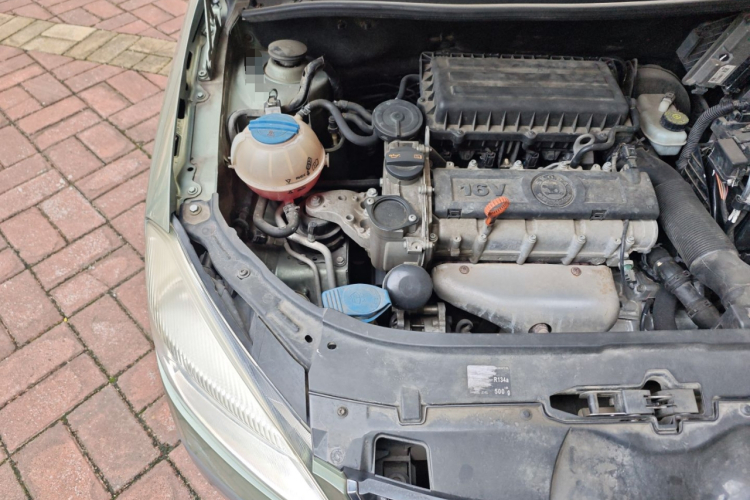 斯柯达 晶锐 2012款 1.6L Scout局部细节9006