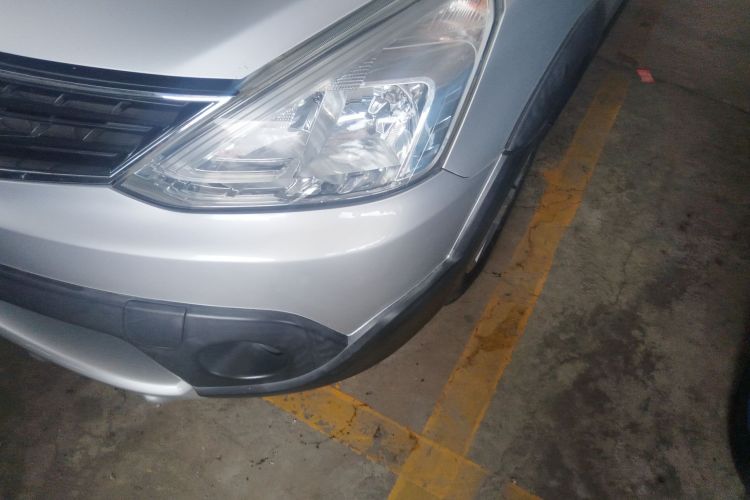 日产 骊威 2013款 劲锐 1.6XL CVT舒适版局部细节36