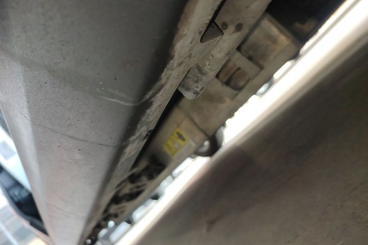 零跑汽车 零跑T03 2021款 400轻享版 三元锂局部细节9001