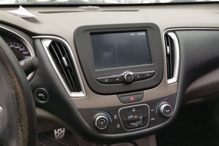 雪佛兰 迈锐宝XL 2016款 1.5T 双离合锐享版中控内饰16