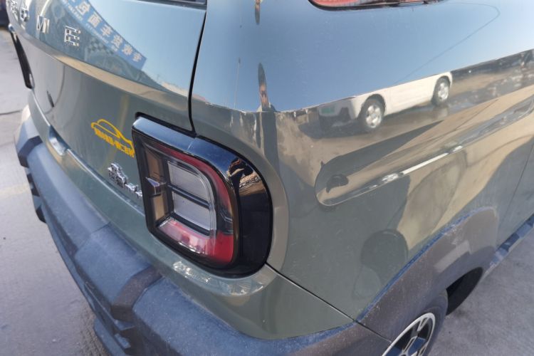 吉利银河 2025款 210km 熊猫骑士车身外观6006