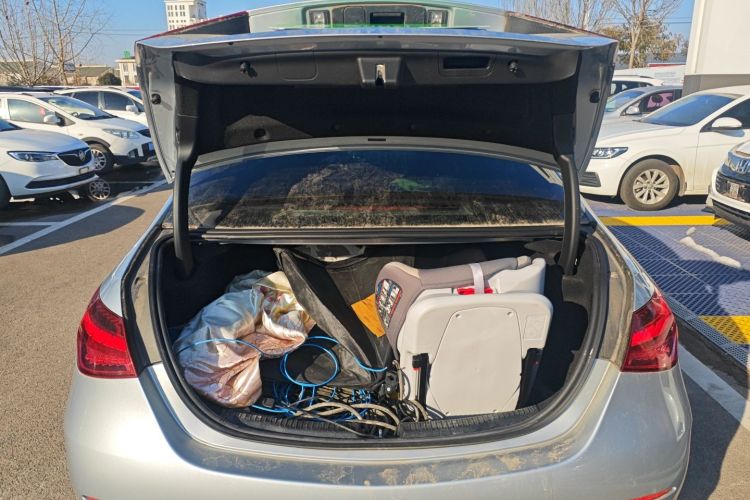 奔驰C级 2023款 改款 C 260 L 运动版机舱底盘23