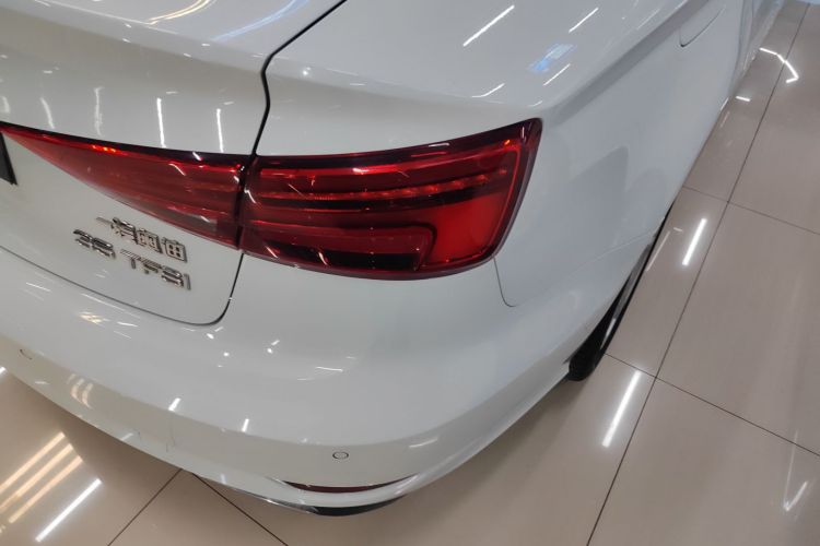 奥迪A3 2020款 Limousine 35 TFSI 进取型 国VI车身外观9